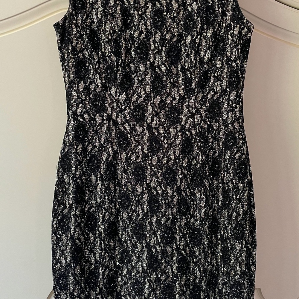 Tahari, size 4 petite dress